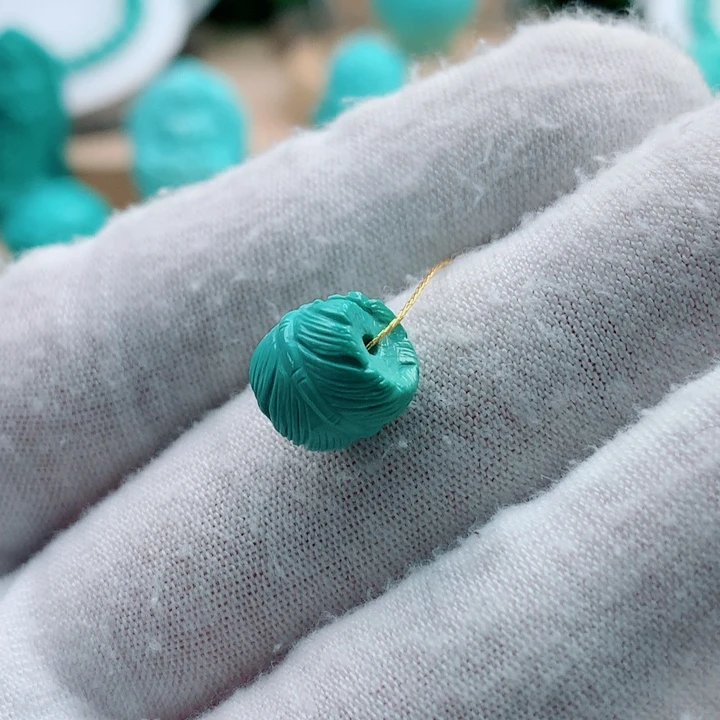 绿松石未镶嵌羽毛