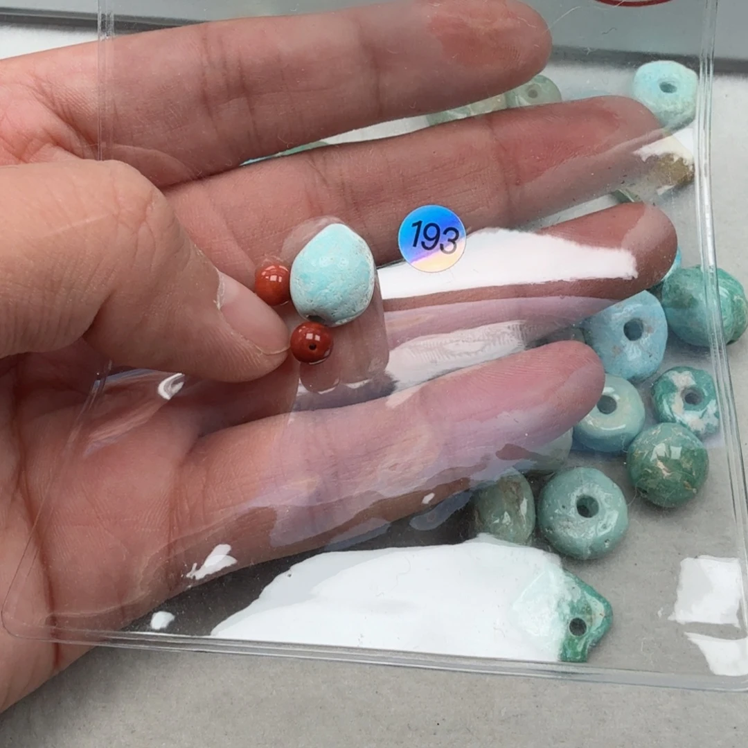 南红玛瑙未镶嵌珠宝奇石