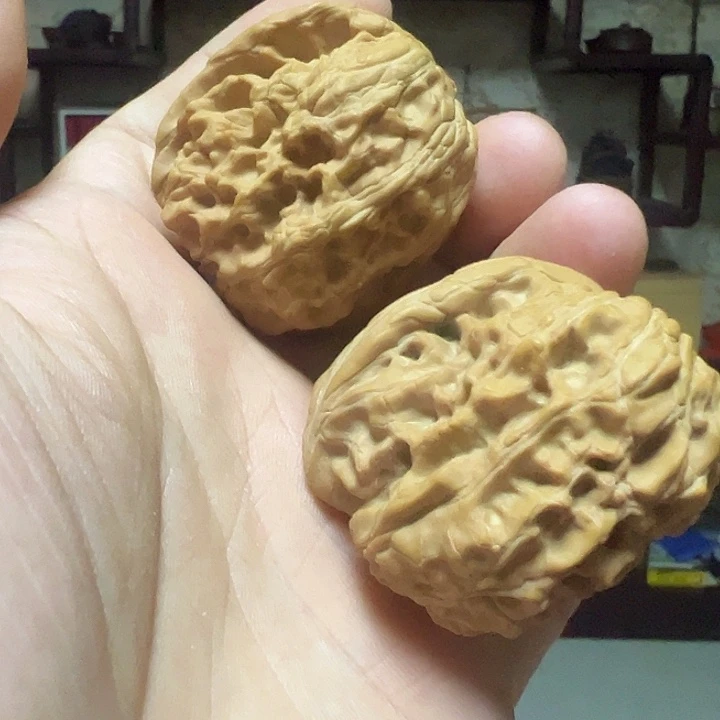 文玩核桃吊坠高桩 全品 大门墩 44