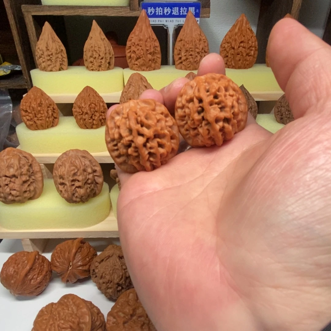 文玩核桃吊坠秦闷