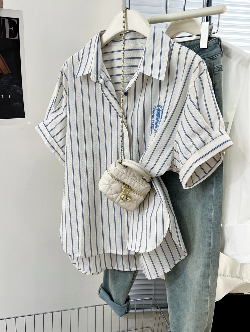 夏季短袖条纹蓝色条纹刺绣衬衫显瘦上衣时尚polo衬衣独特漂亮小衫