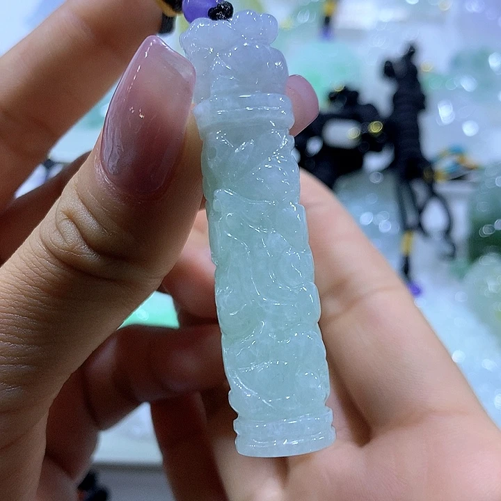 翡翠颈饰未镶嵌天然翡翠A货吊坠