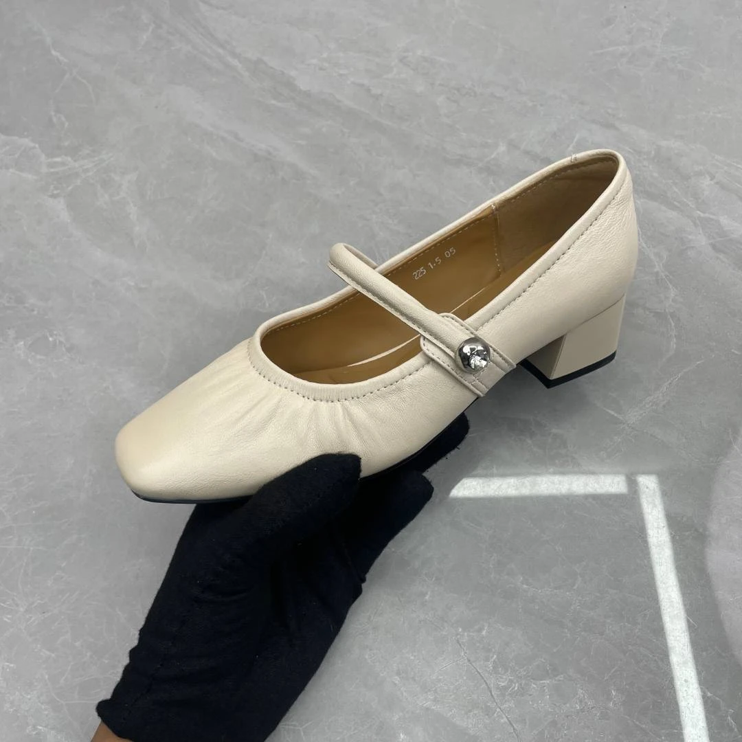 单鞋女 (羊皮) 1018 （孤品）f区39码