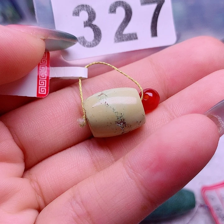未镶嵌南红玛瑙珠宝奇石