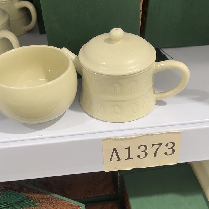 福利待遇多多哦哦哦