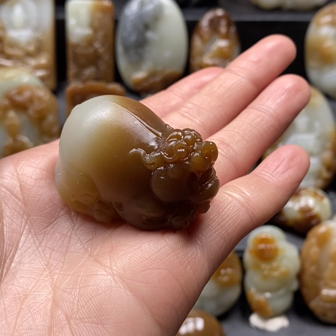 和田玉挂件未镶嵌给****韶貔貅定制