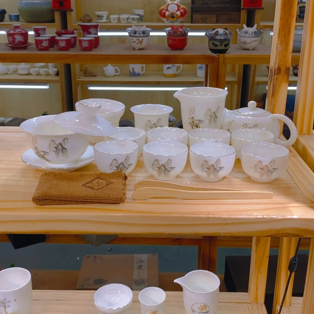 不止中国白羊脂玉瓷