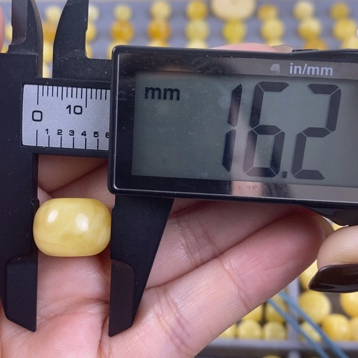 琥珀裸石未镶嵌琥珀蜜蜡2