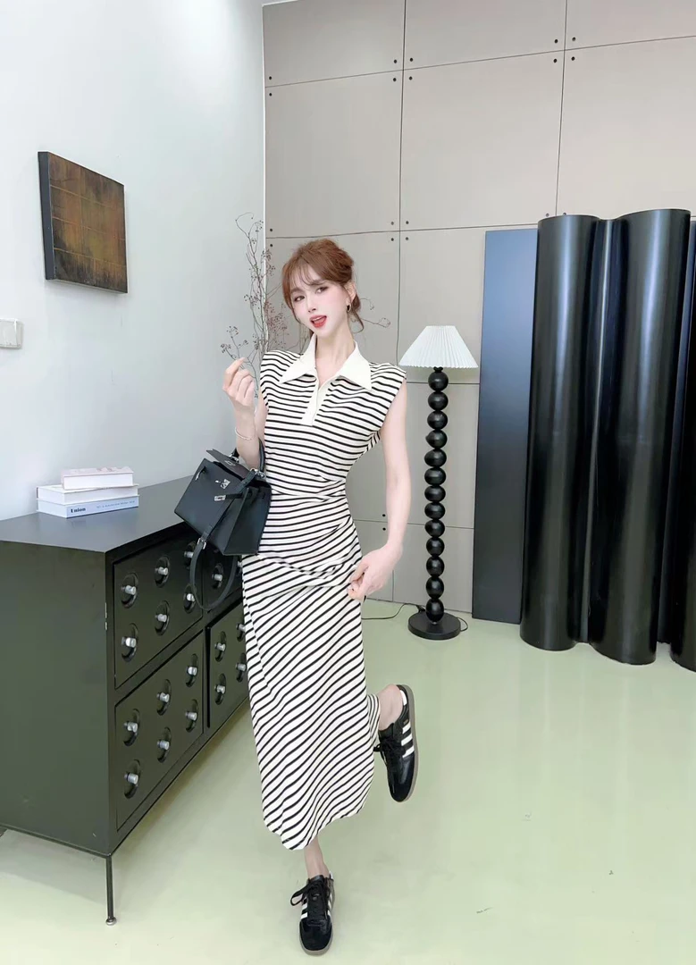 【目光捕捉器】翻领条纹连衣裙女收腰显瘦长款背心裙#8602