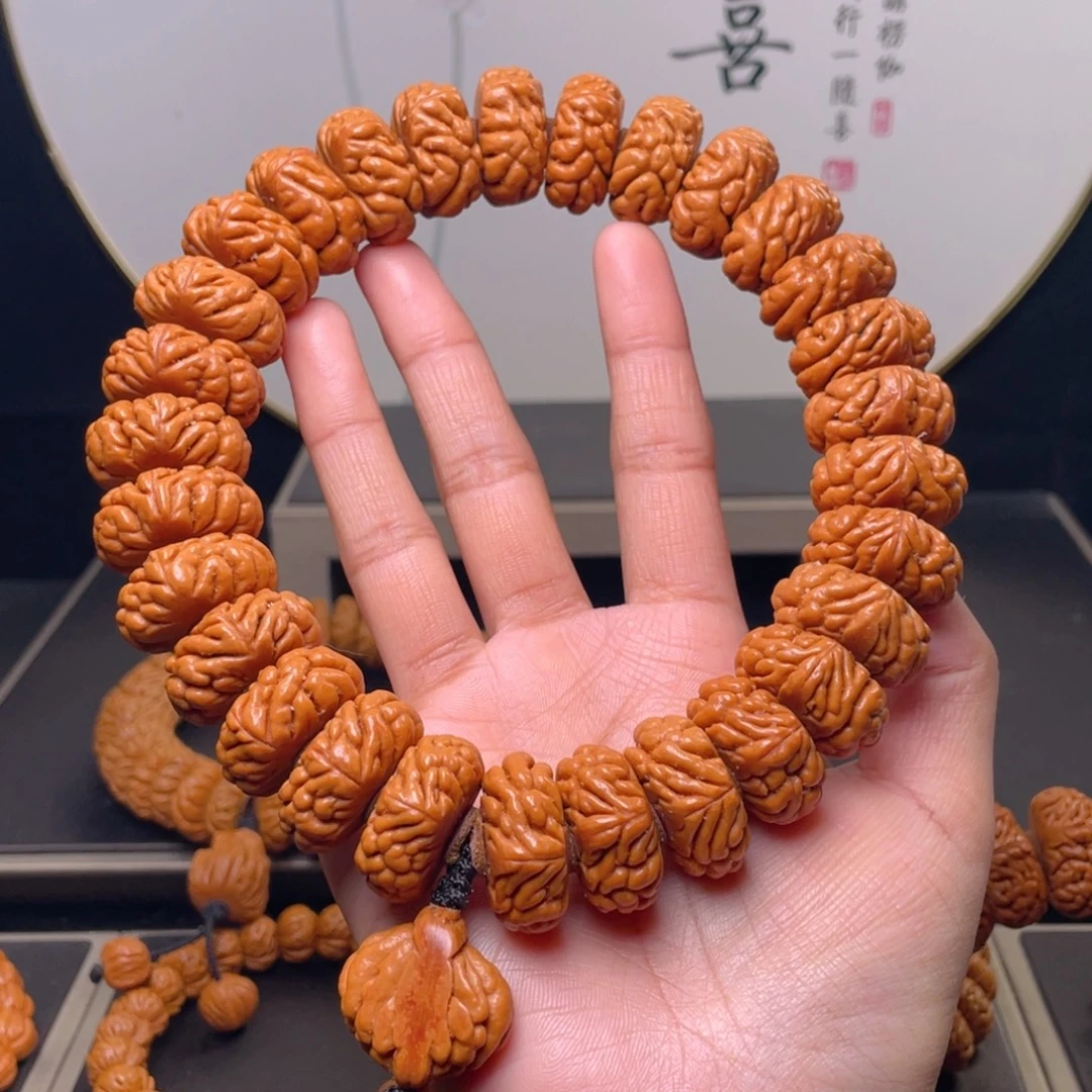 饭***胖桃核吊坠24尺寸豹子头