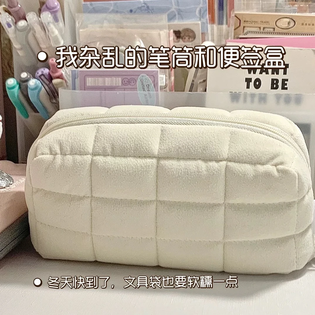 柔软可平摊大容量多功能学生文具收纳枕枕包笔袋