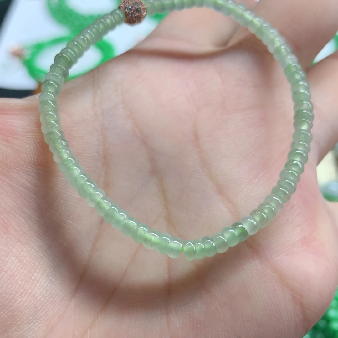 翡翠未镶嵌手链翡翠