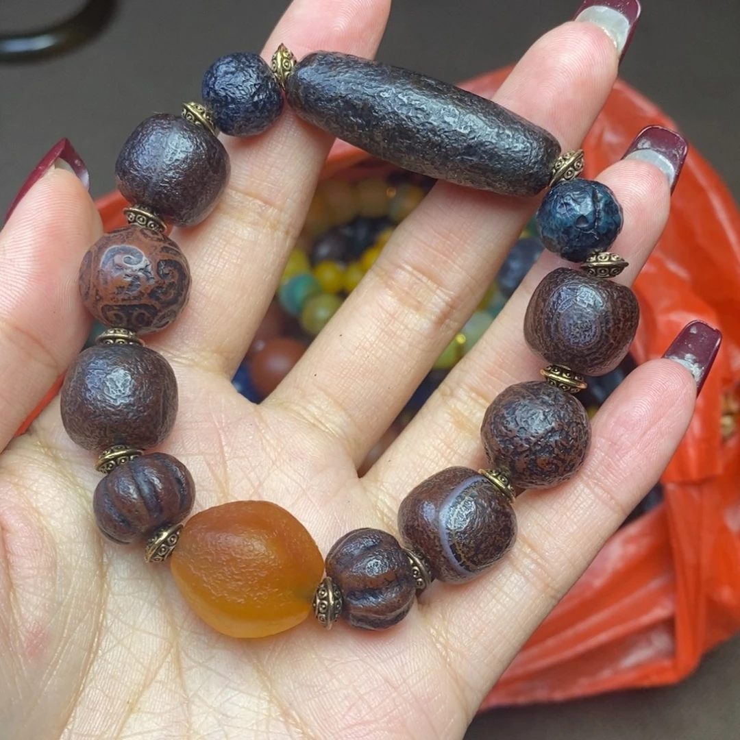 玛瑙/玉髓颈饰未镶嵌