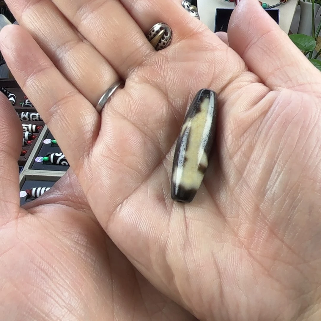 合金颈饰玛瑙/玉髓