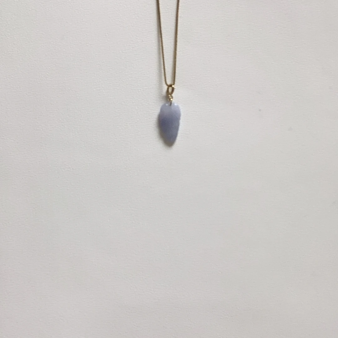 颈饰18K金镶嵌翡翠简单