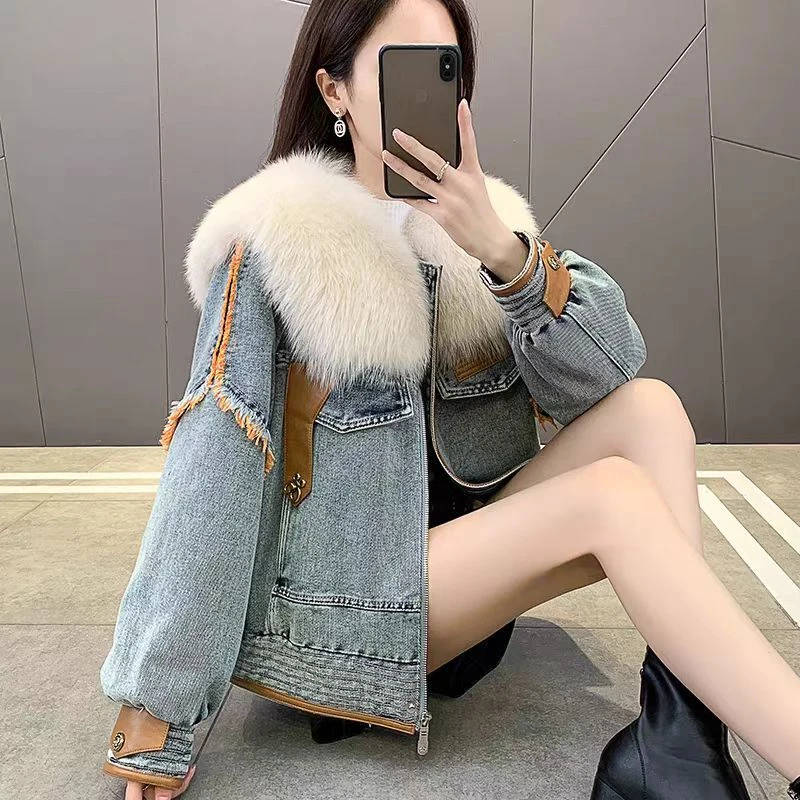 【珀嫚服饰】24冬季新牛仔外套白鸭绒羽绒服时尚仿狐狸毛24-343-003