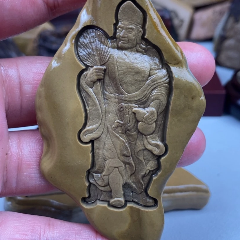 【闪购商品】原石雕刻手把件脖挂件