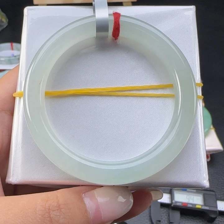 未镶嵌手镯翡翠翡翠手镯