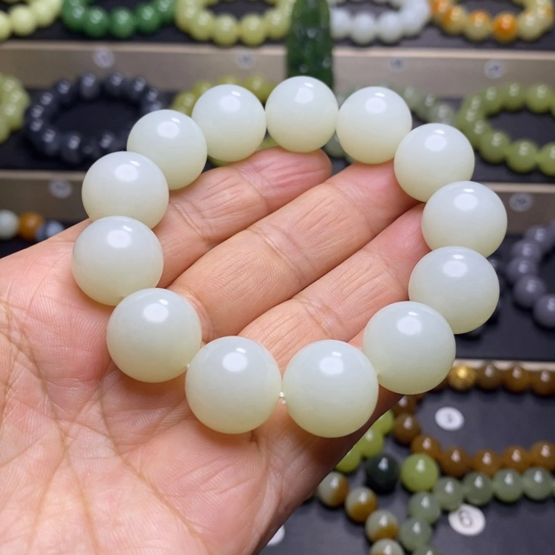 和田玉未镶嵌手串