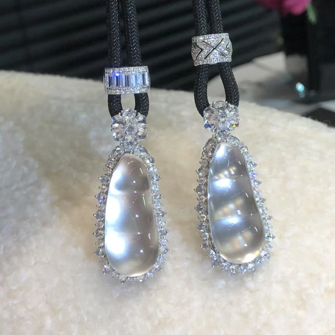 s925银饰镶嵌小众天然白色石英质玉精美中号福豆挂件女款玉石吊坠