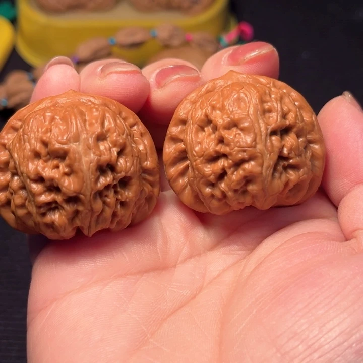 *****把件文玩核桃平谷元宝38