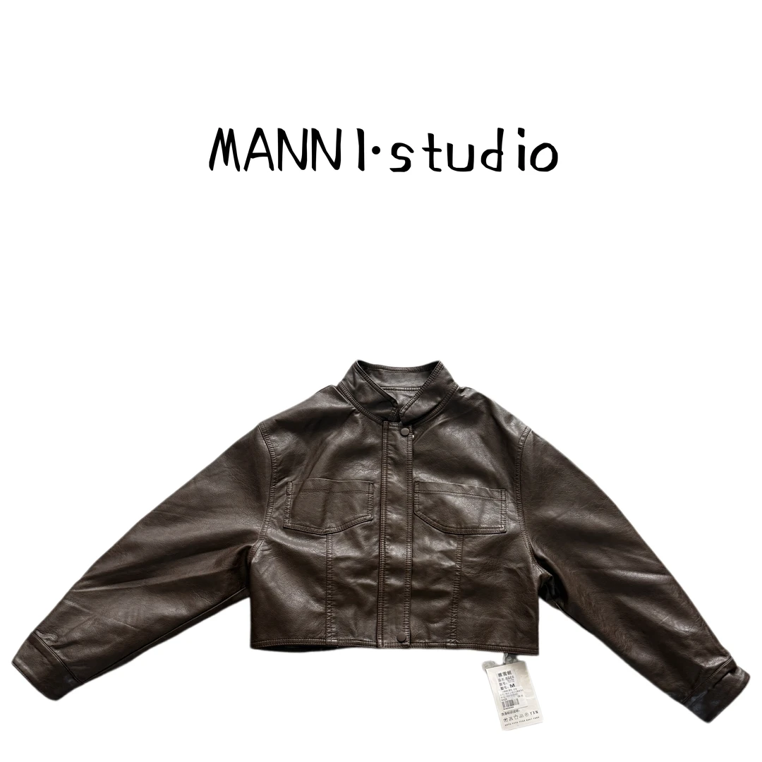 MANNI  宽松型纽扣休闲复古朋克风翻领短款9067