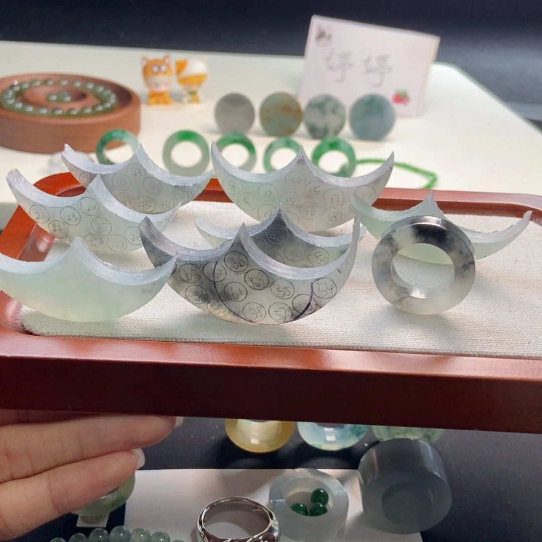未镶嵌定制翡翠玩*起定制