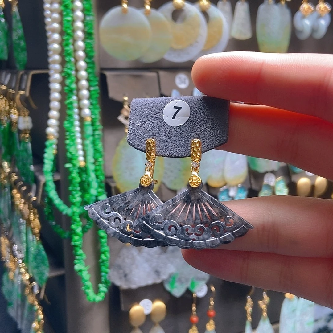 翡翠未镶嵌耳饰翡翠