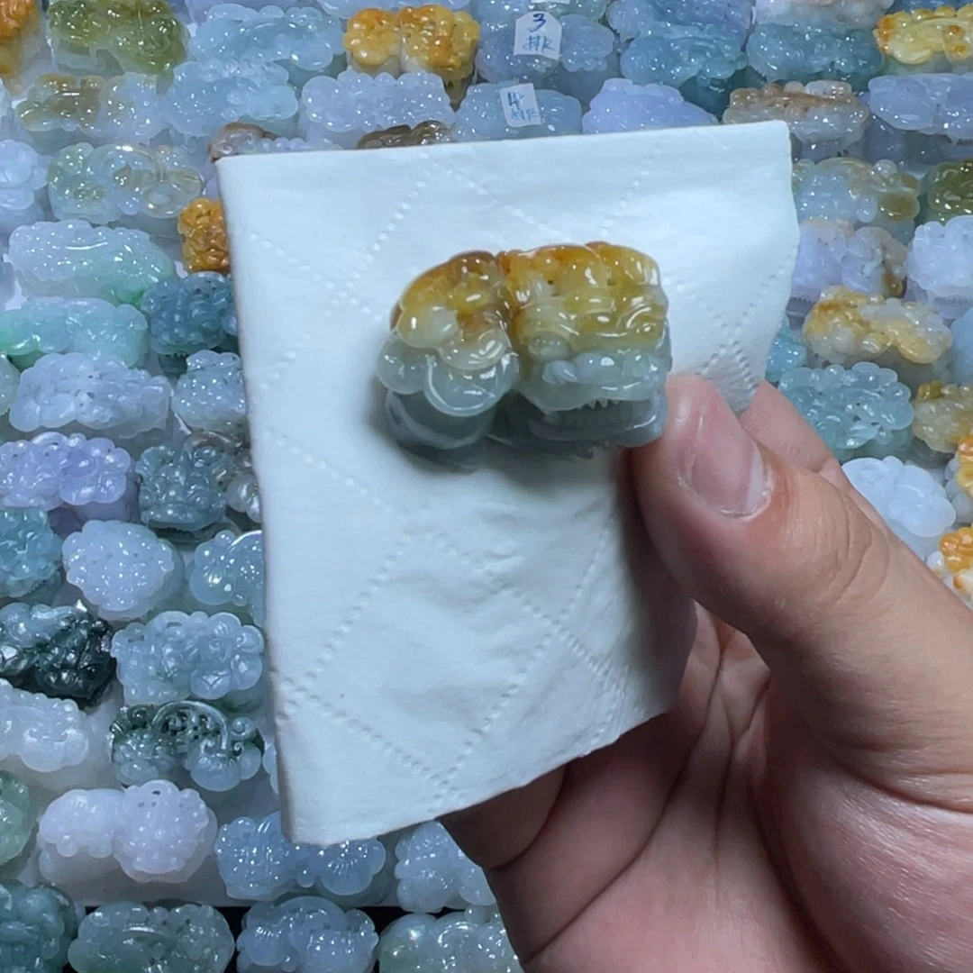 翡翠未镶嵌颈饰天然