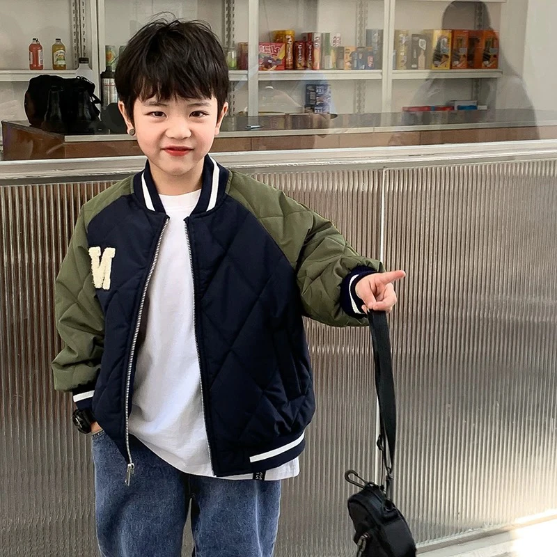 4198男女童时髦洋气流行百搭秋冬拼色棉服