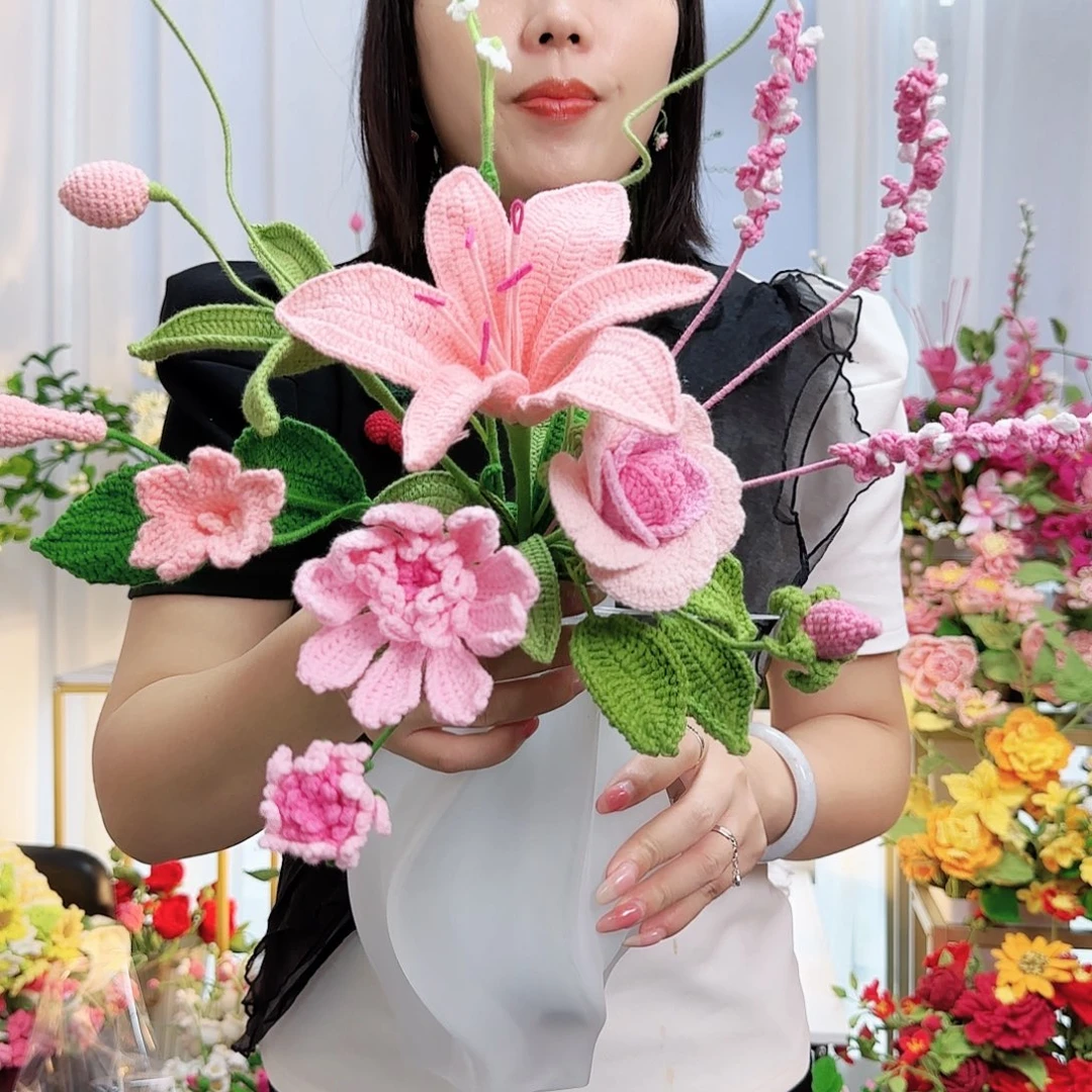 莱赛尔纤维棉手工钩织百合花束
