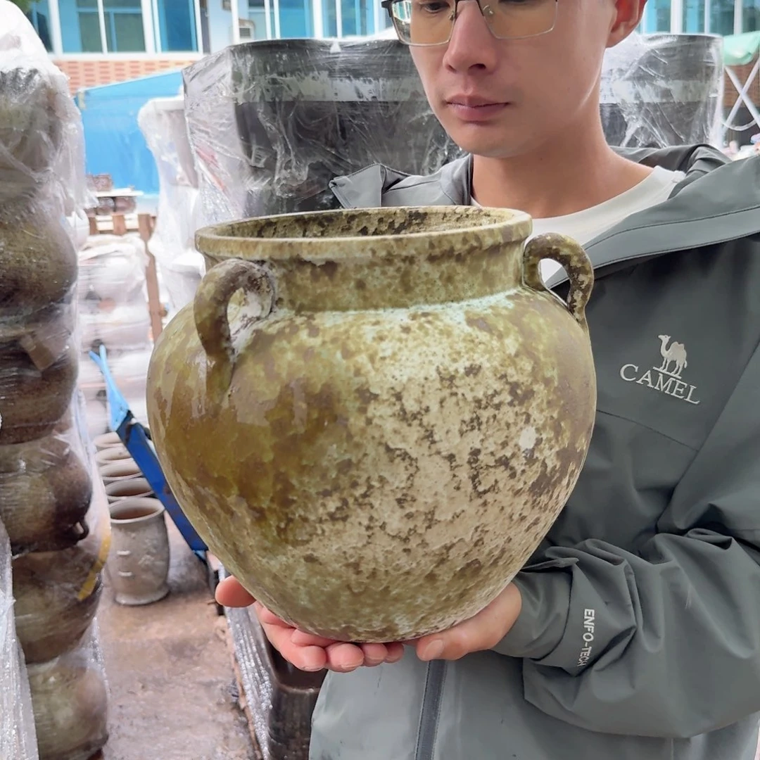 紫砂花盆口20高26（一个三个耳朵绿