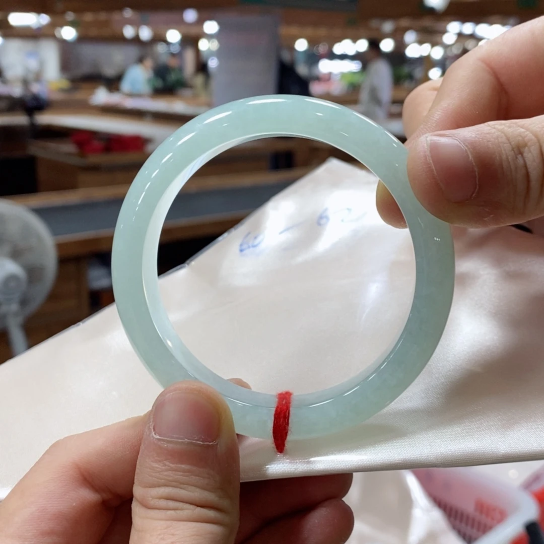 未镶嵌手镯翡翠翡翠