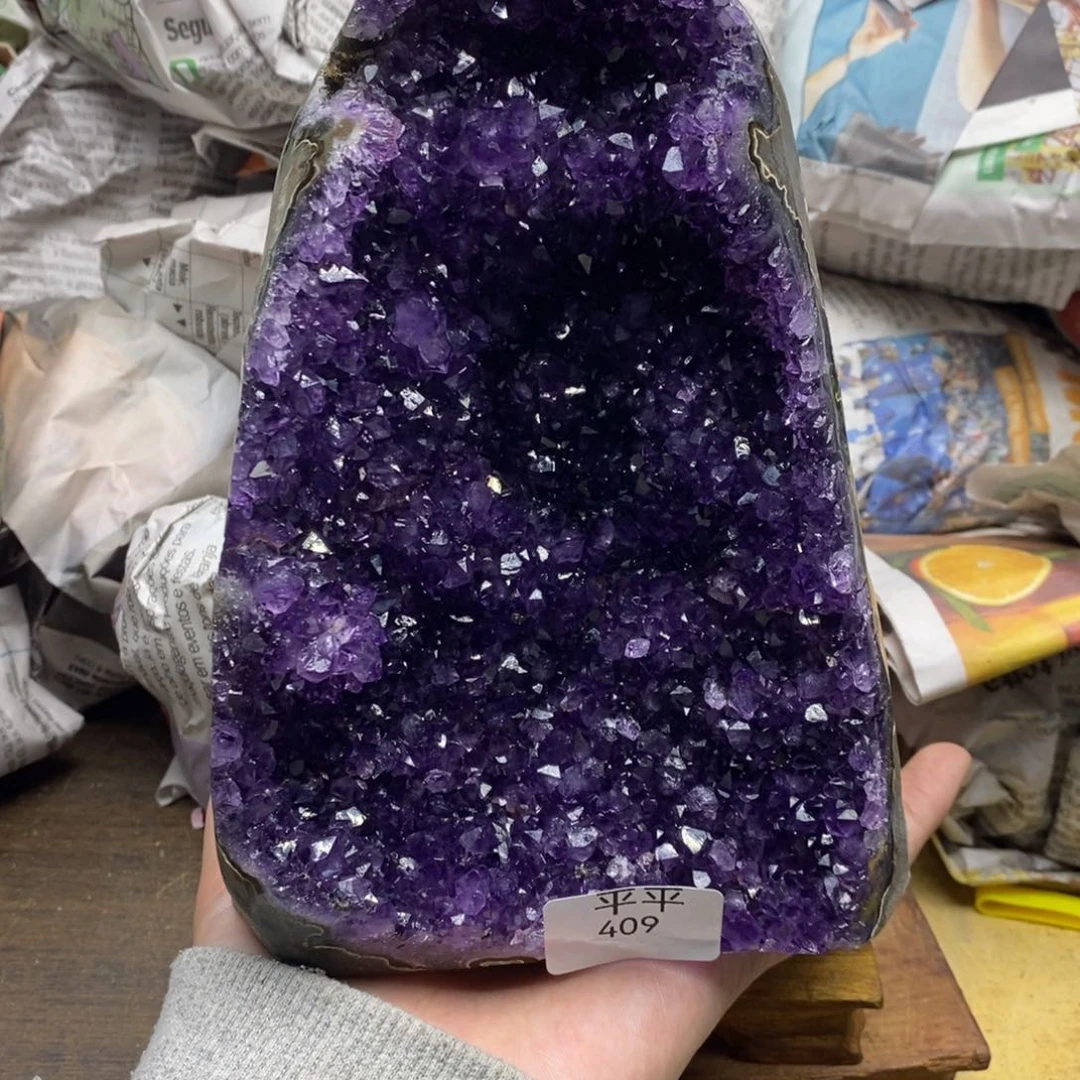 紫晶乌拉圭未镶嵌