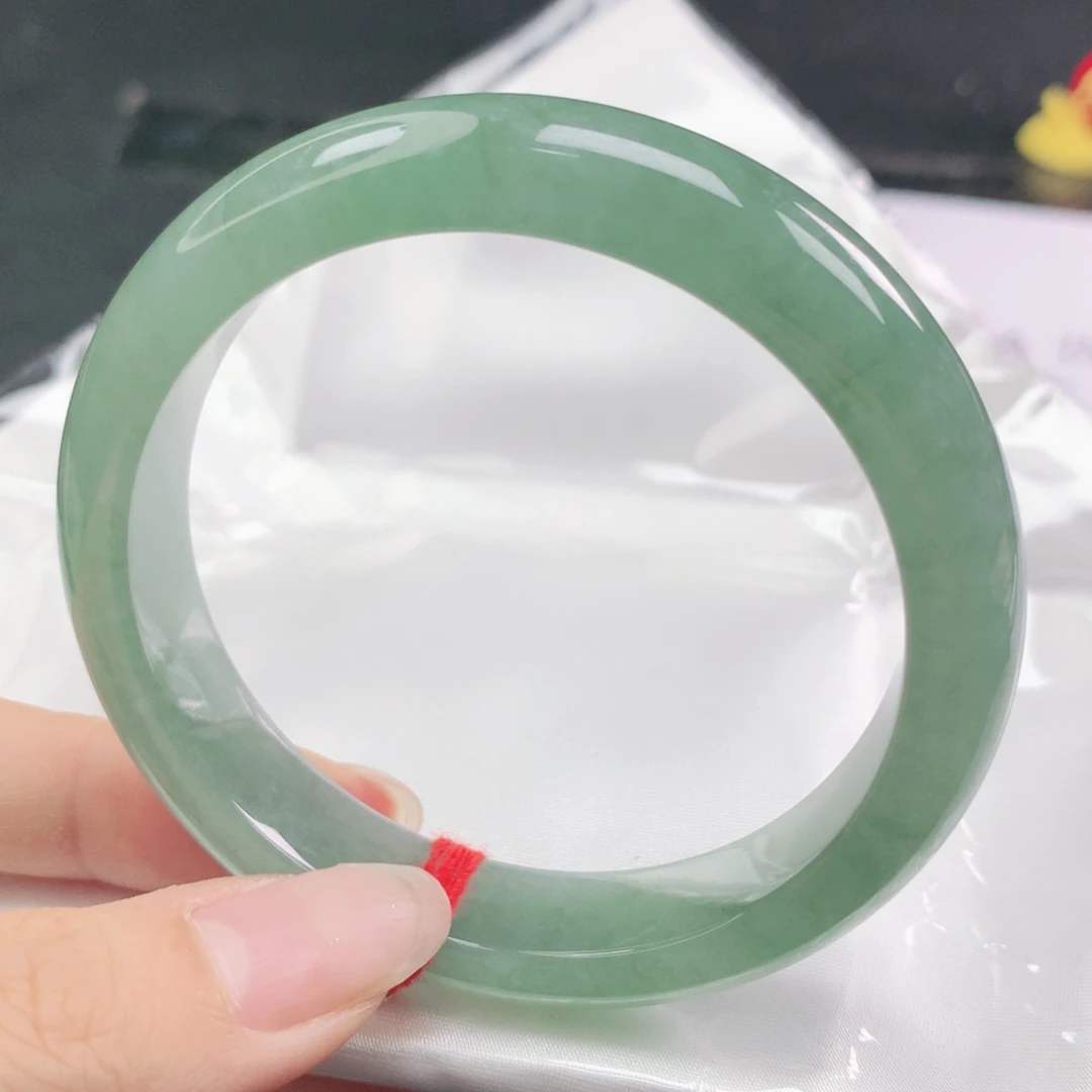 翡翠未镶嵌手镯翡翠58.0冰润满色正圈