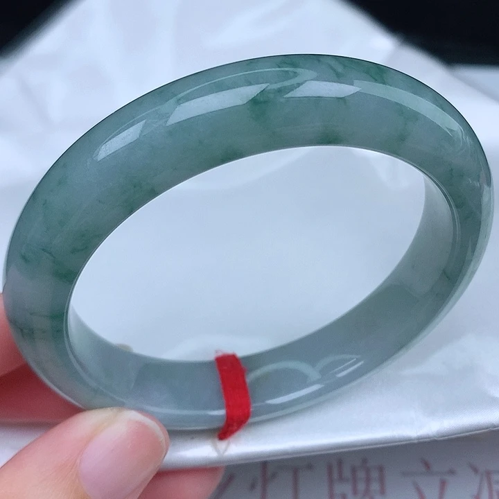 未镶嵌手镯翡翠天然