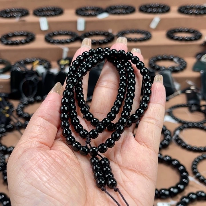 天***、和田玉未镶嵌手链