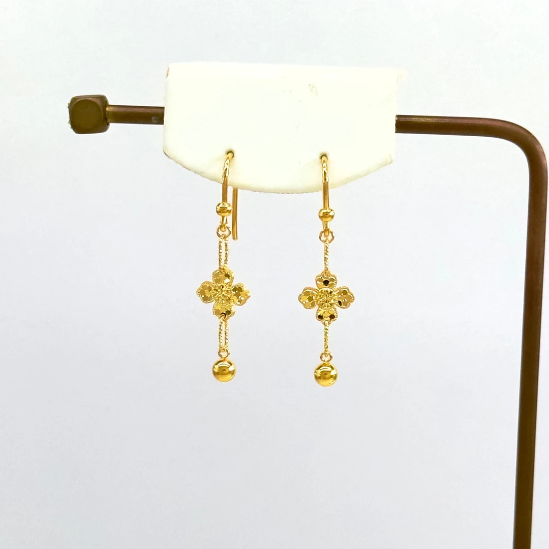 庚震黄金足金999四叶草有球必应龙鳞简约耳钩耳坠3.37