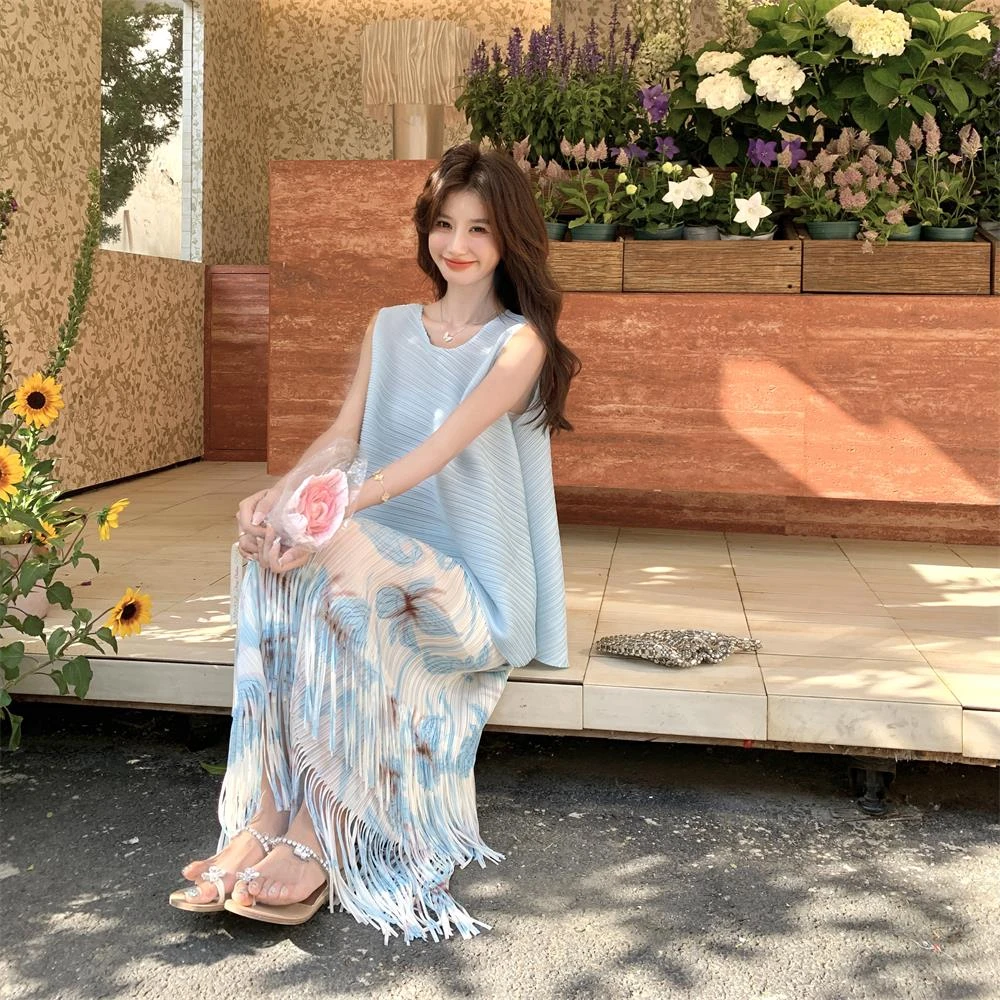 蓝色背心碎花流苏半身裙套装女夏2025新款小个子两件套爆款高级感