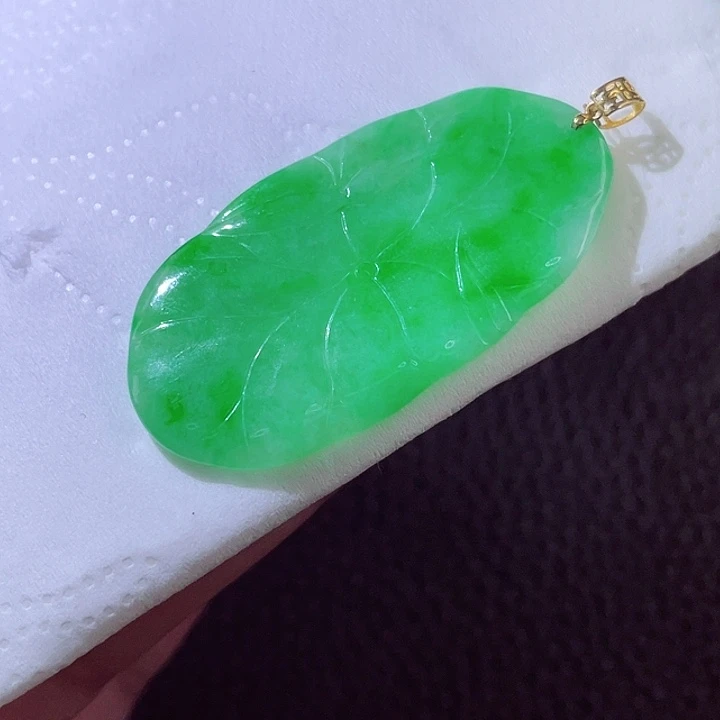 颈饰18K金镶嵌翡翠翡翠