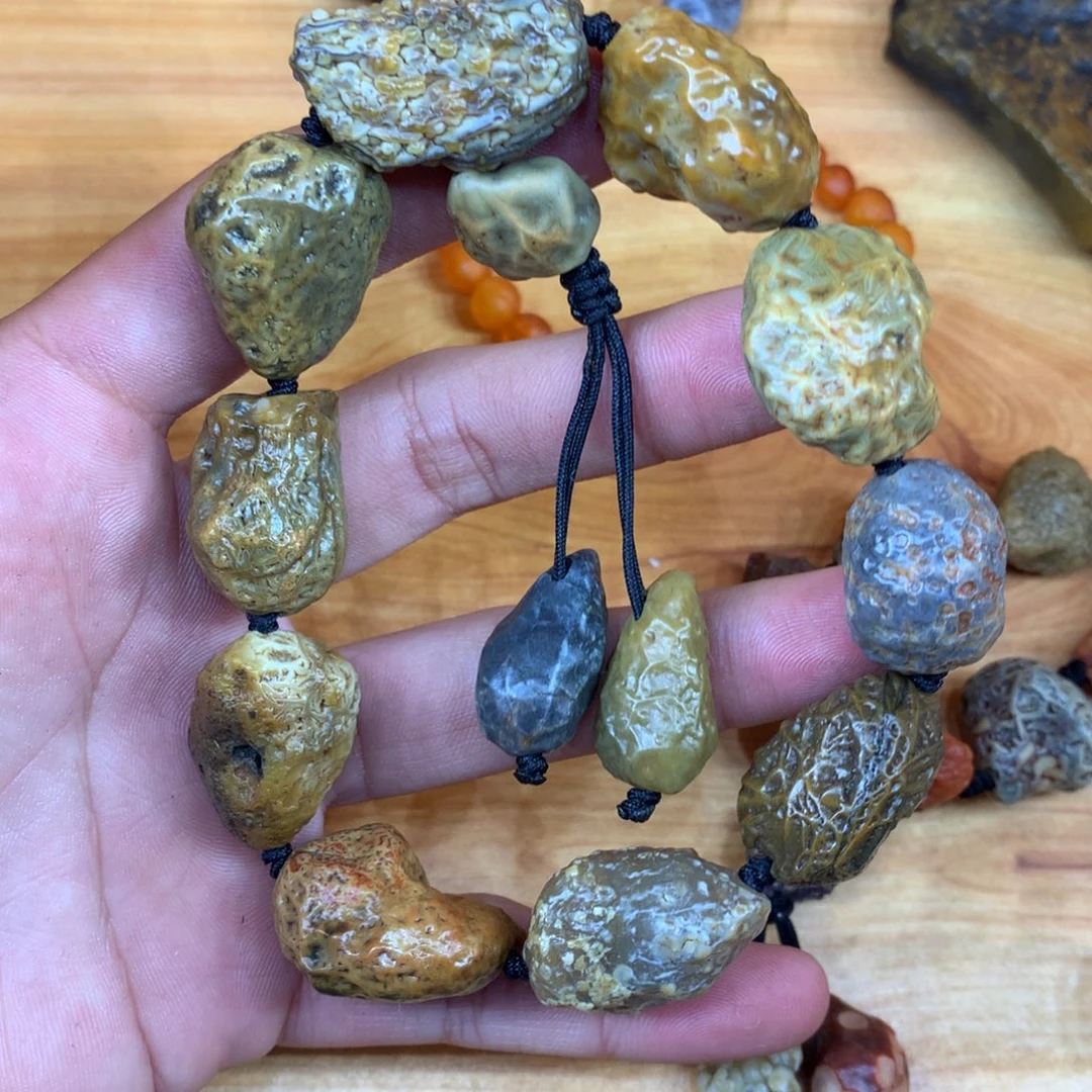 玛瑙/玉髓未镶嵌阿拉善戈壁玛瑙