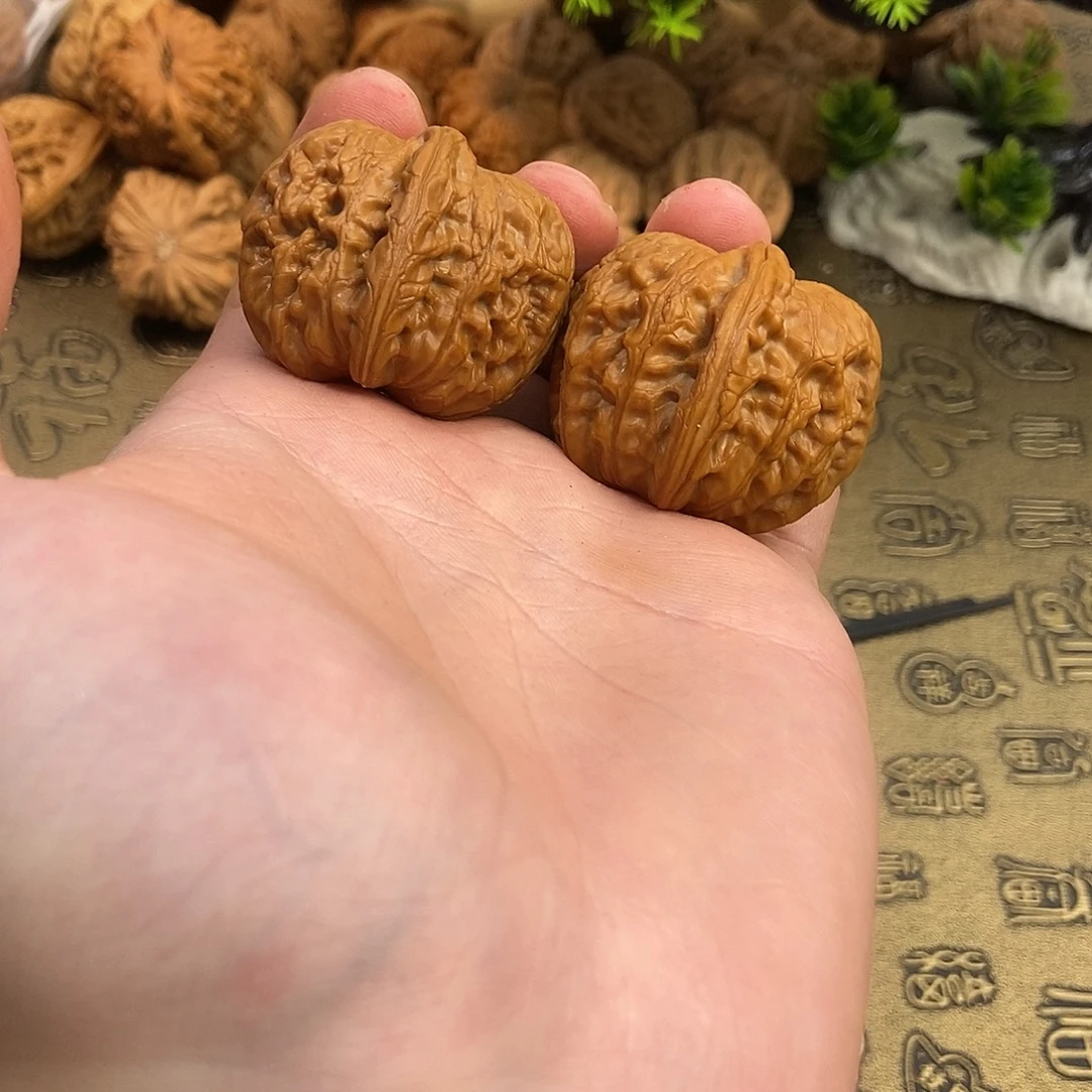 核桃平谷元宝油性大骨质硬