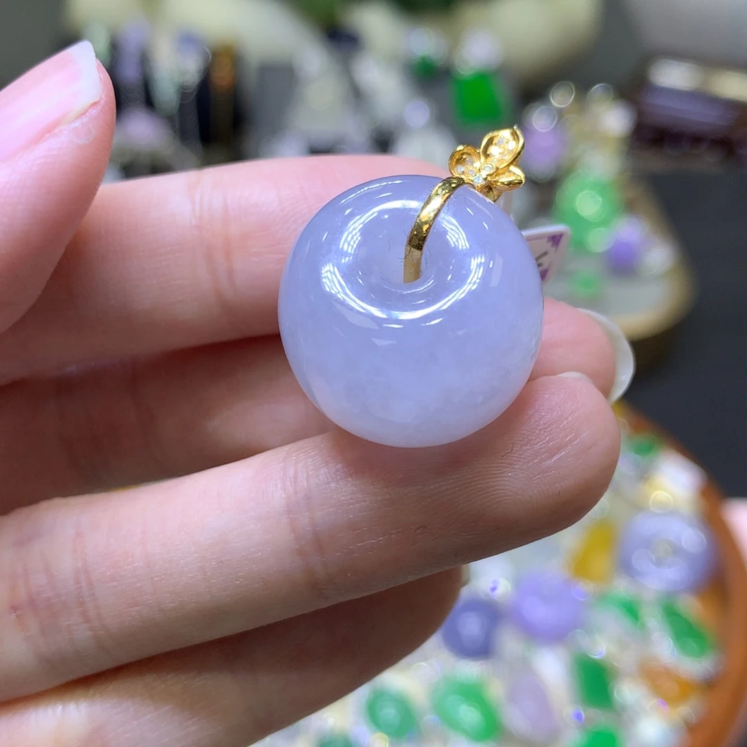 翡翠颈饰18K金镶嵌翡翠吊坠项链