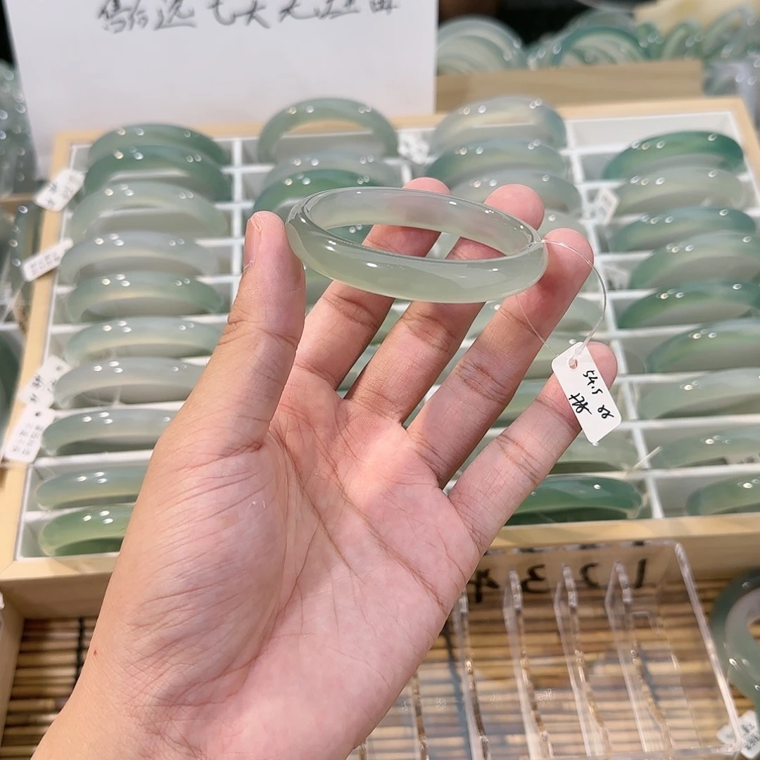 手镯玛瑙/玉髓未镶嵌圈口54.5