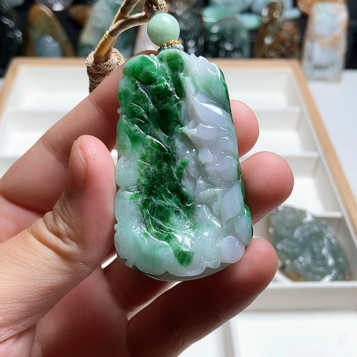 翡翠未镶嵌颈饰翡翠a货