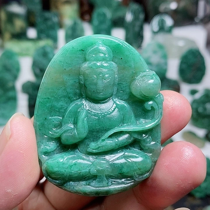 未镶嵌独山玉颈饰