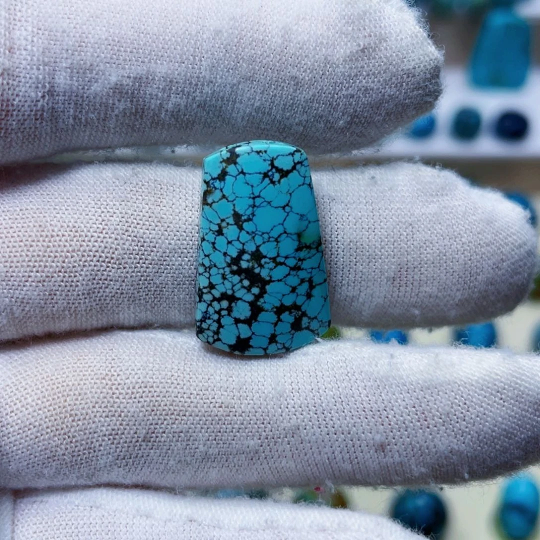 绿松石未镶嵌饰品