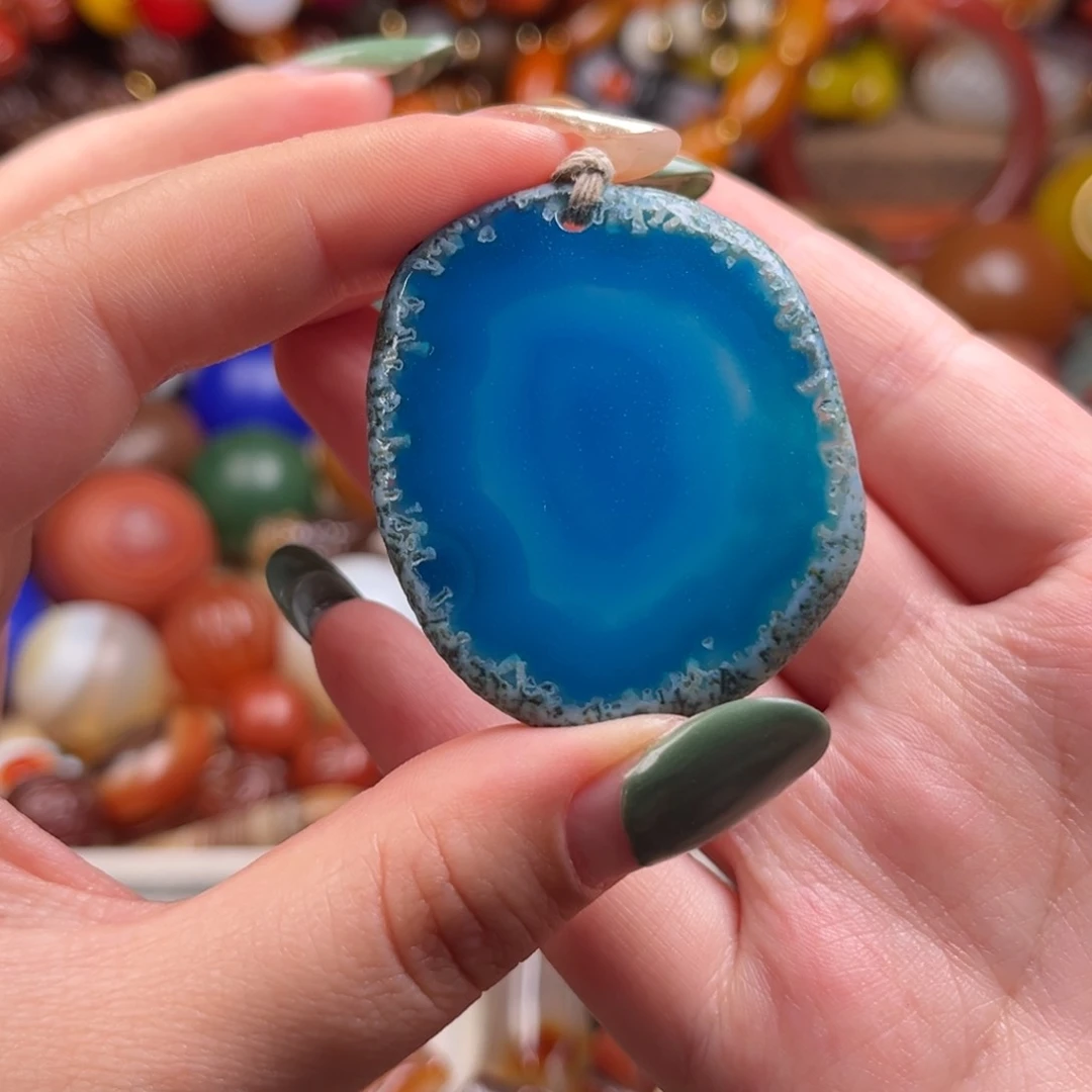 南红玛瑙未镶嵌颈饰