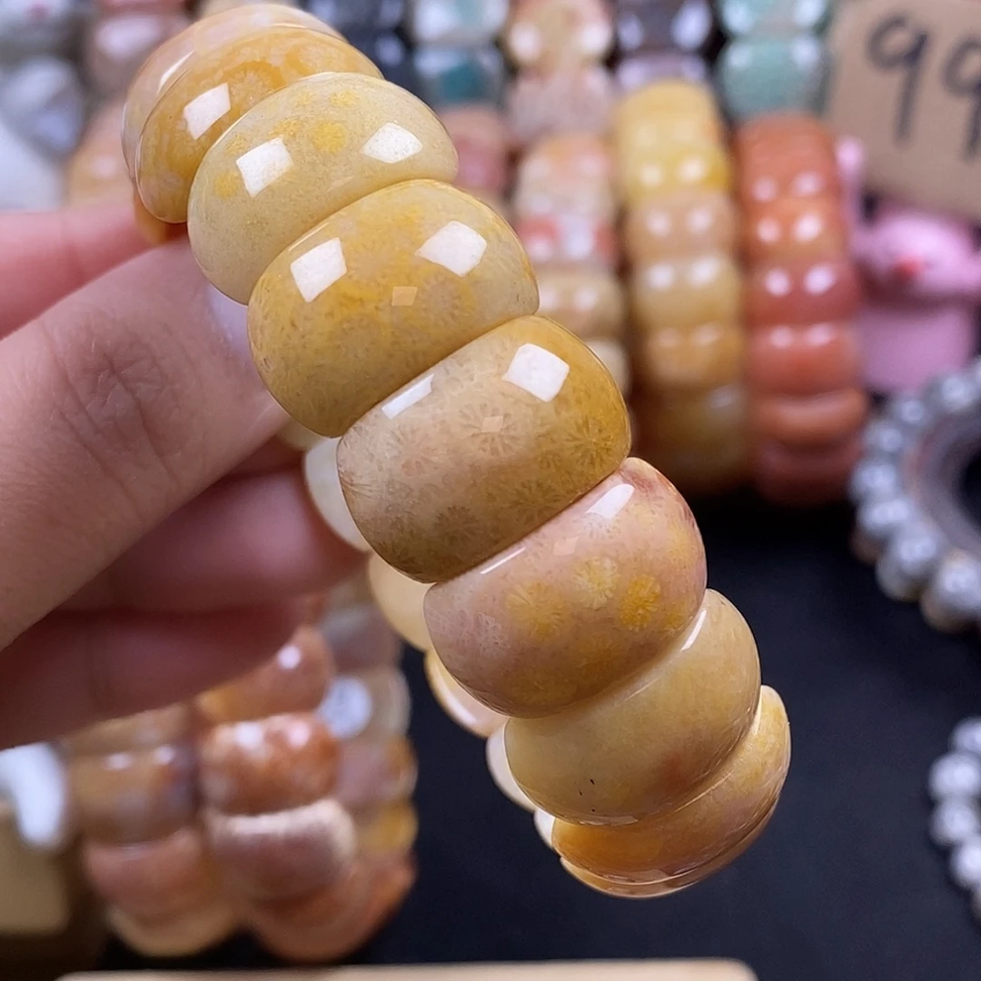 硅化珊瑚（珊瑚玉）未镶嵌手牌金黄色 18