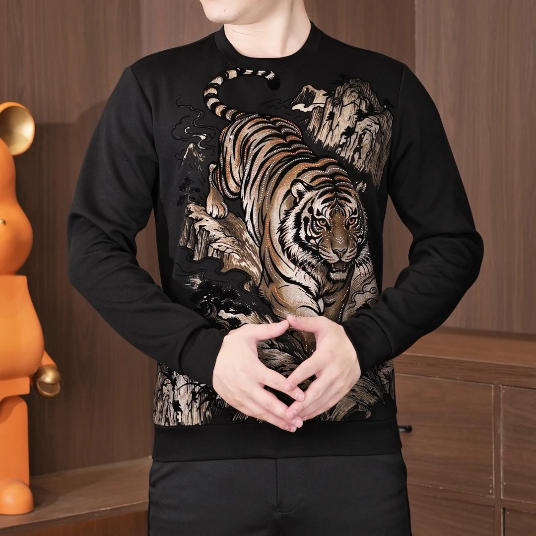 秋冬男士圆领套头卫衣猛虎长袖时尚休闲潮流秋季修身